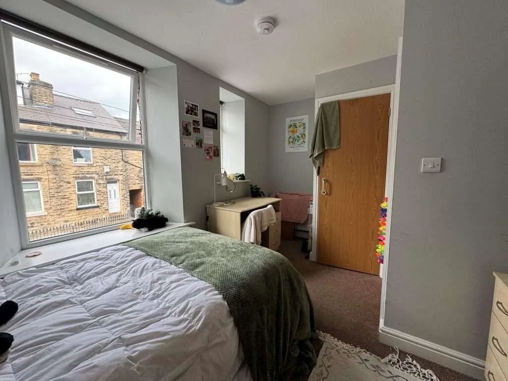 5 bedroom house for rent