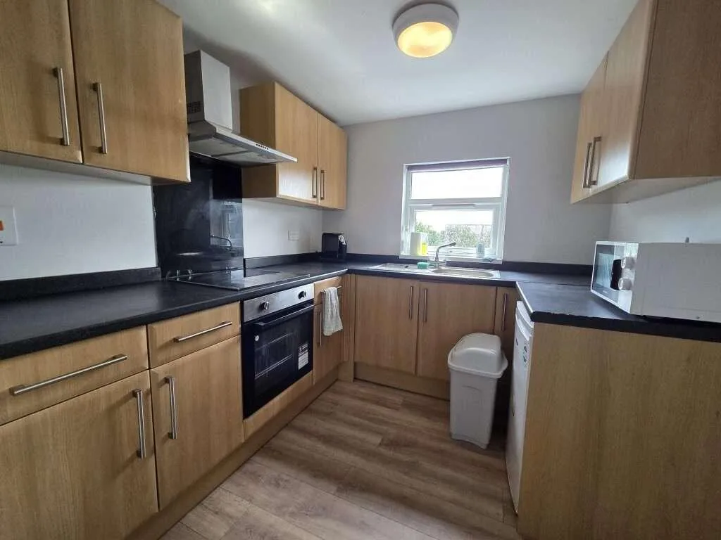 5 bedroom house for rent