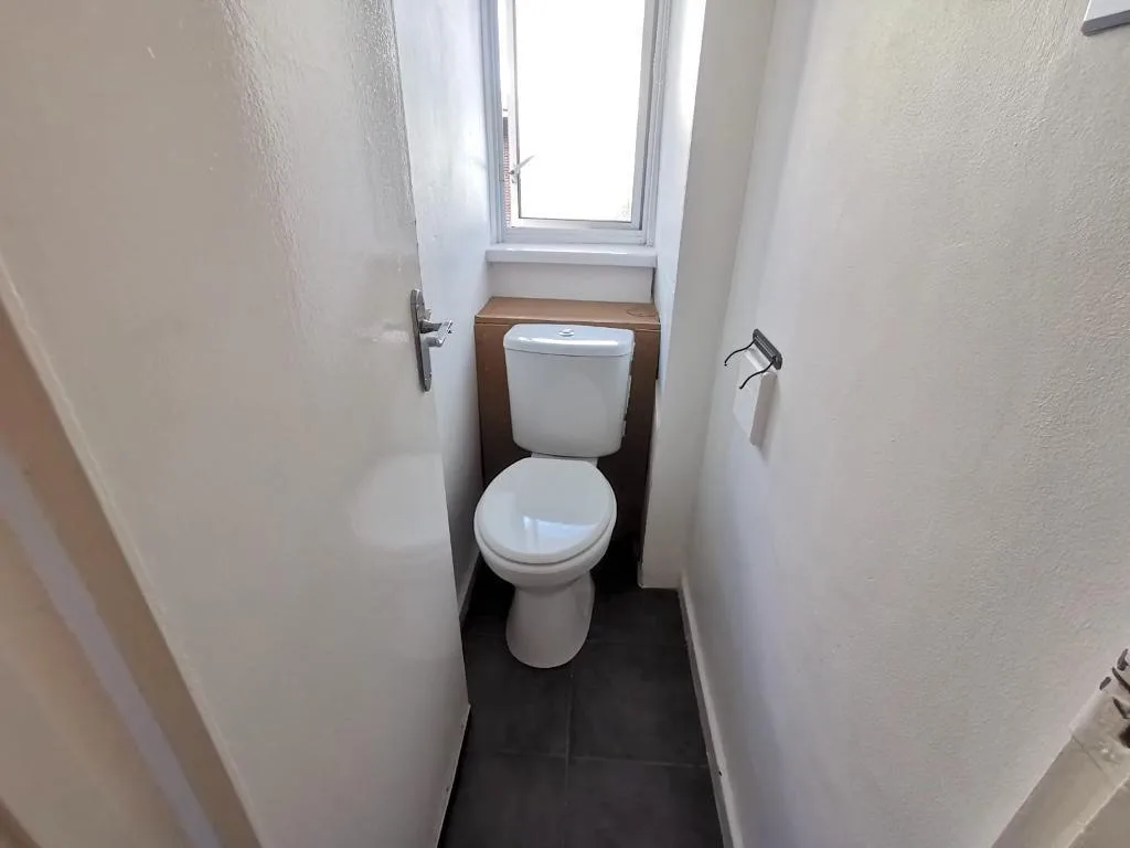 4 bedroom maisonette for rent