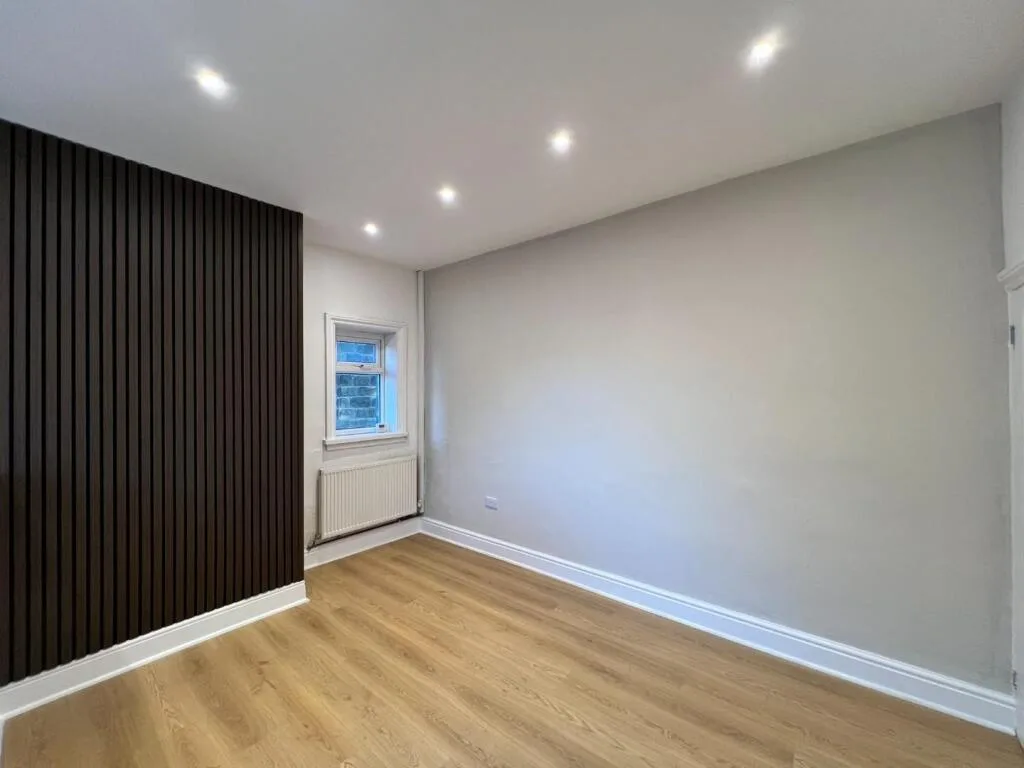 2 bedroom house for rent