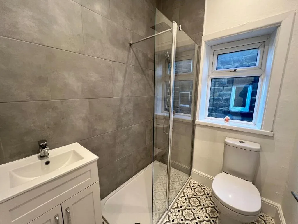 2 bedroom house for rent