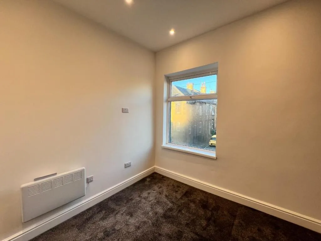 2 bedroom house for rent