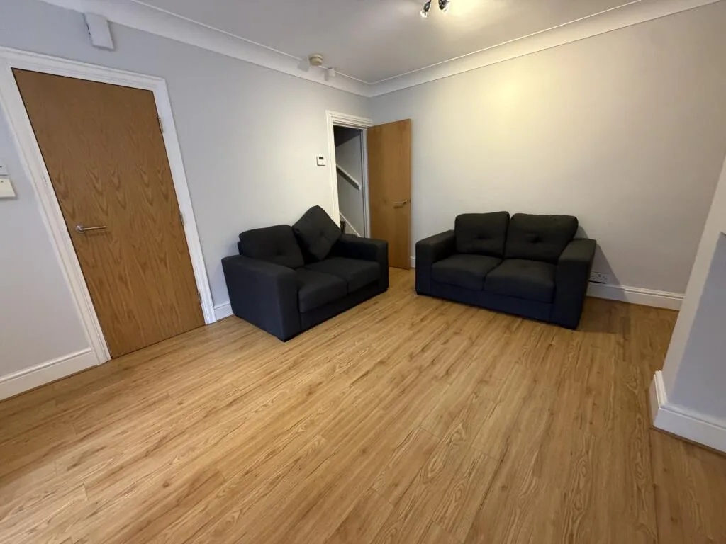 2 bedroom terraced house for rent
