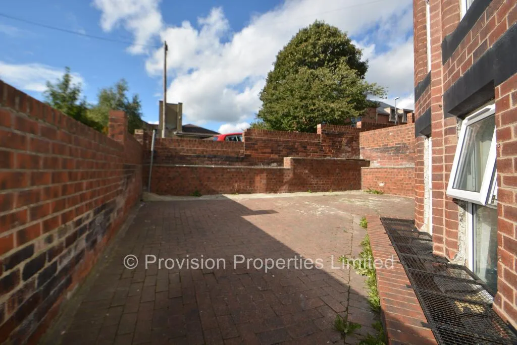 2 bedroom terraced house for rent