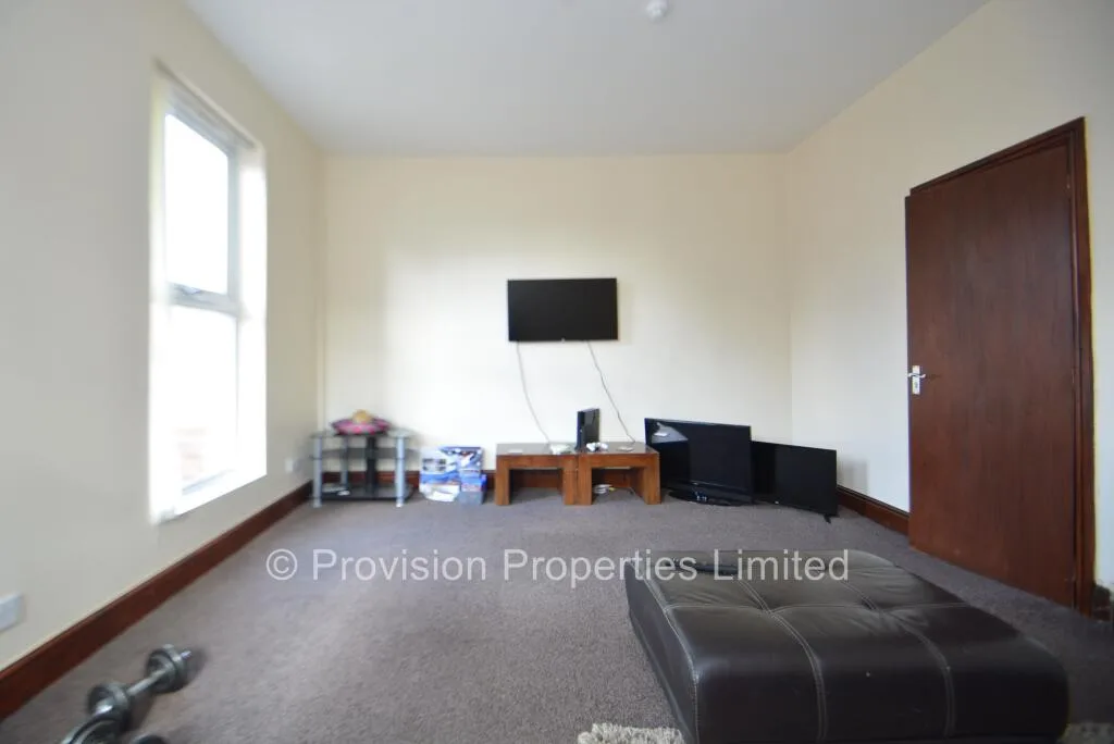 2 bedroom terraced house for rent