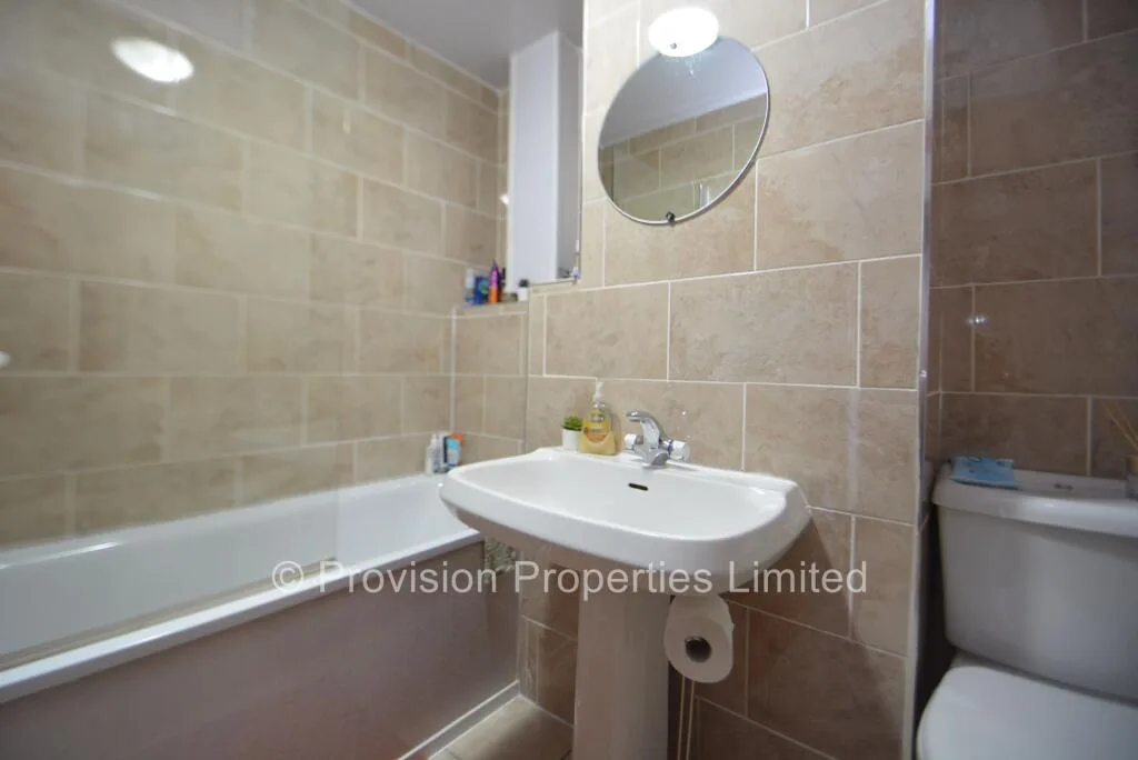 2 bedroom terraced house for rent