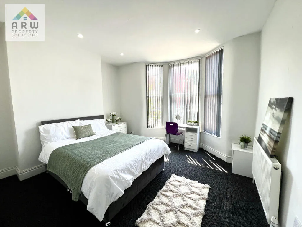 4 bedroom terraced house for rent