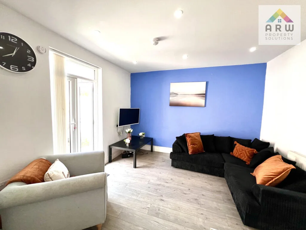 4 bedroom terraced house for rent