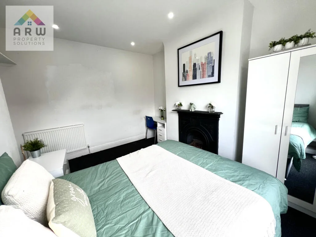 4 bedroom terraced house for rent