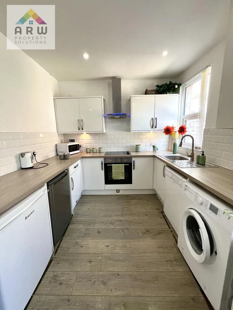 4 bedroom terraced house for rent