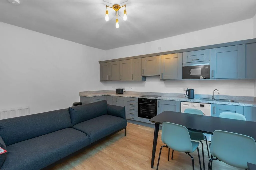 3 bedroom flat for rent
