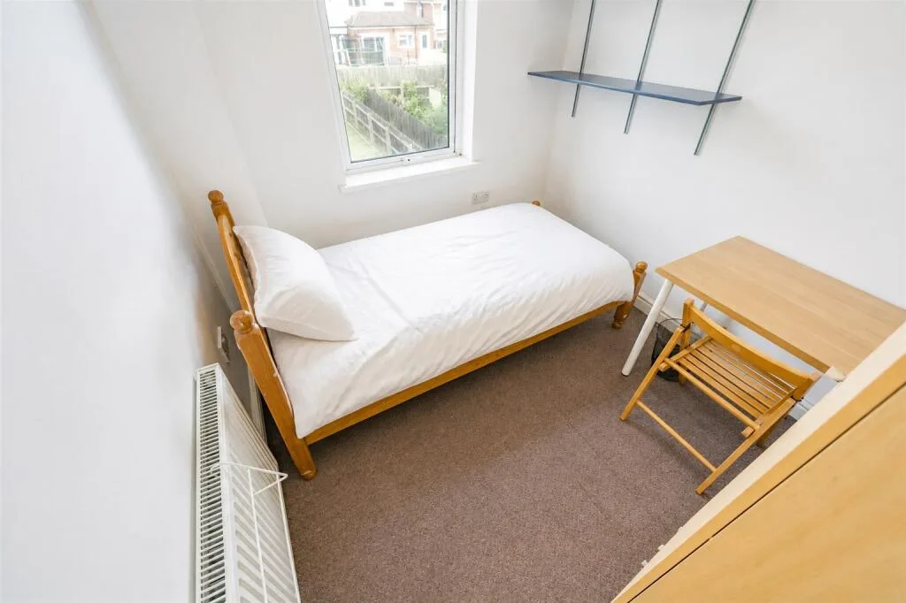 4 bedroom terraced house for rent