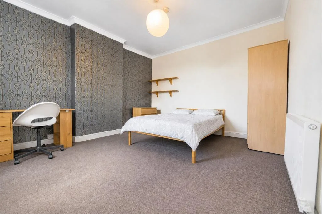 4 bedroom terraced house for rent