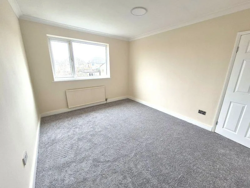 3 bedroom semi-detached house for rent
