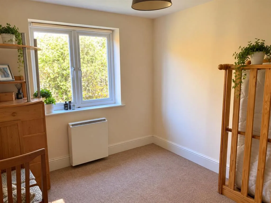 4 bedroom terraced house for rent