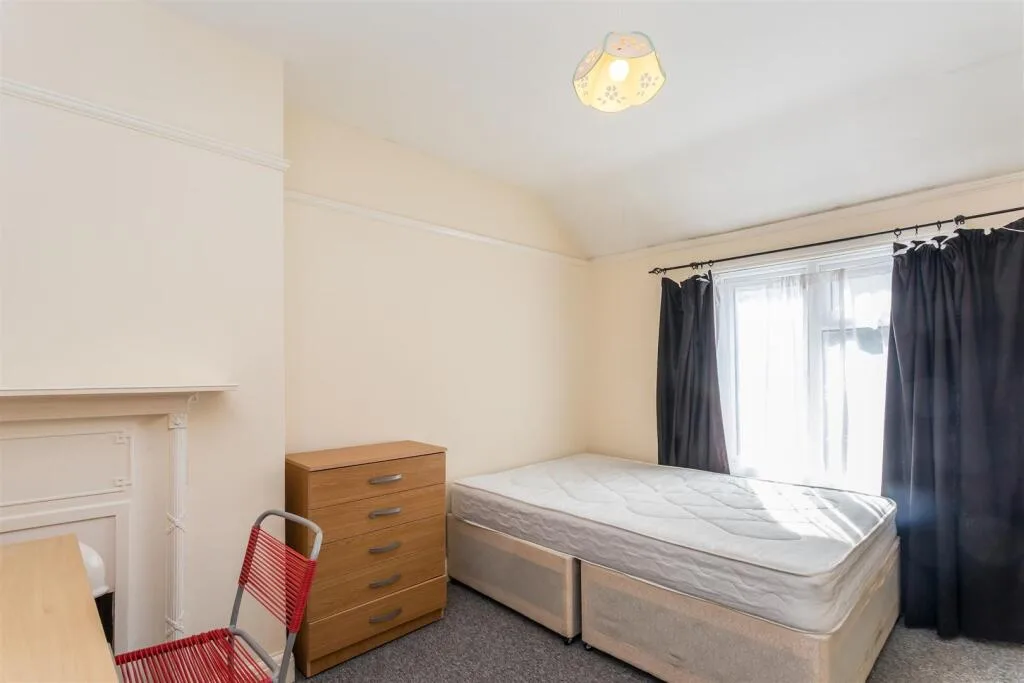 4 bedroom terraced house for rent