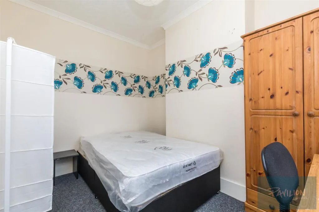 4 bedroom terraced house for rent