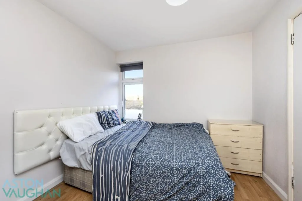 6 bedroom terraced house for rent