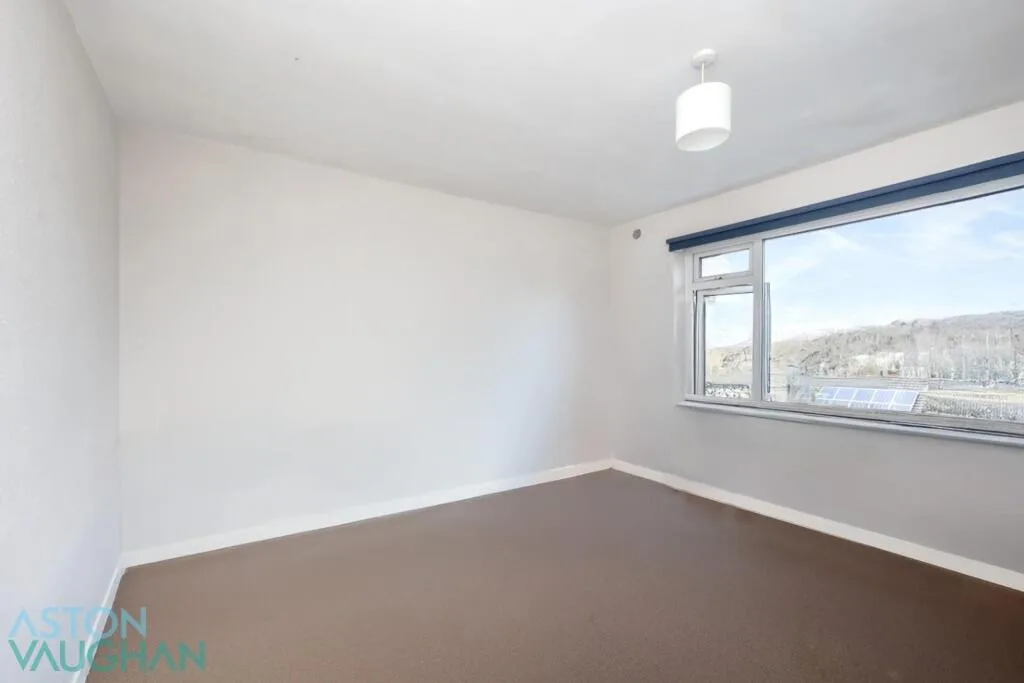 6 bedroom terraced house for rent