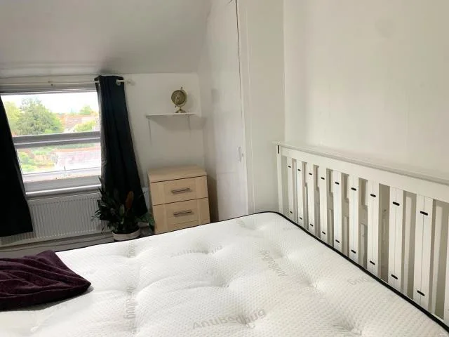 4 bedroom flat for rent