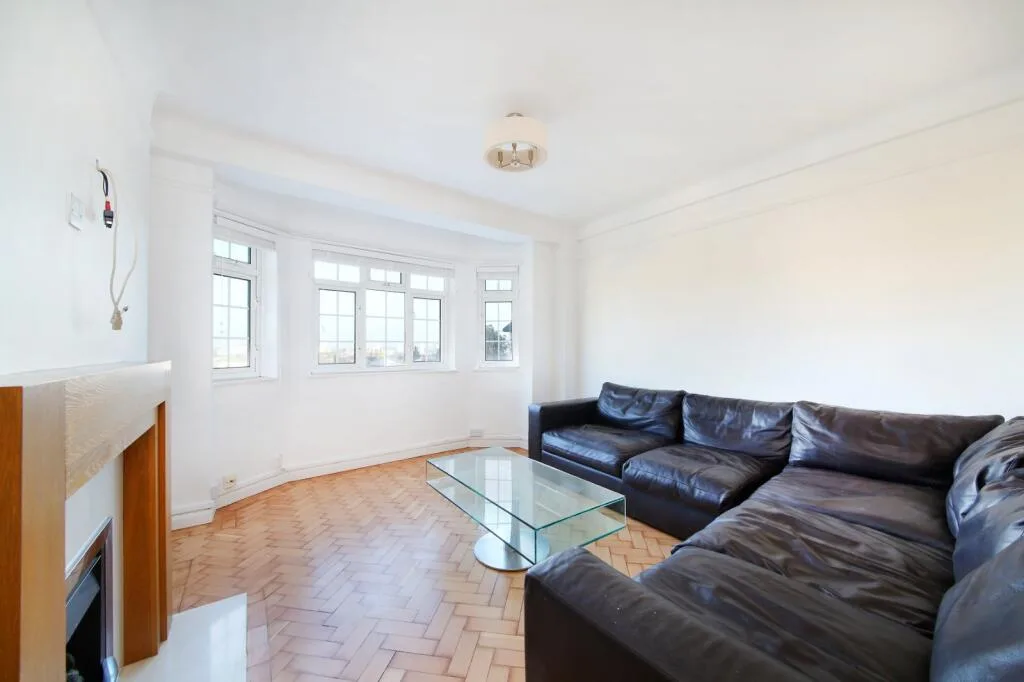 2 bedroom flat for rent