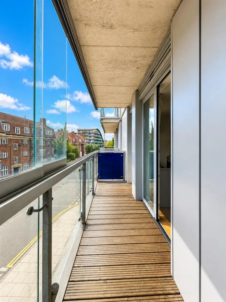 Studio flat for rent