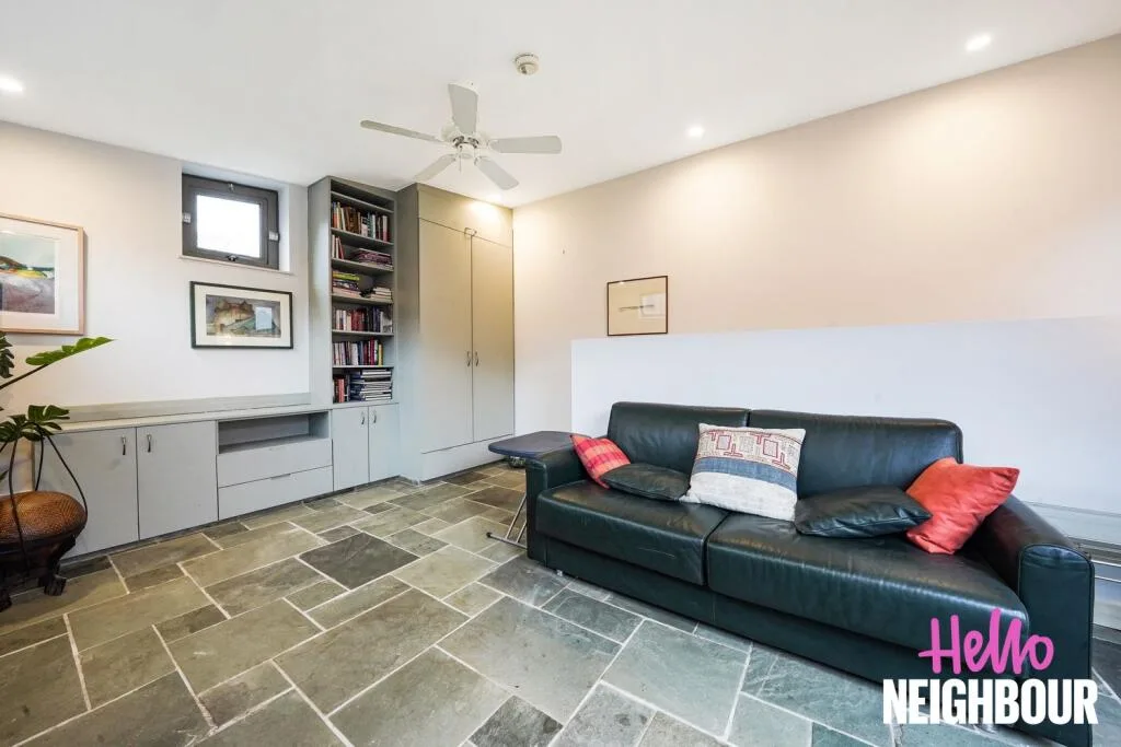 3 bedroom maisonette for rent