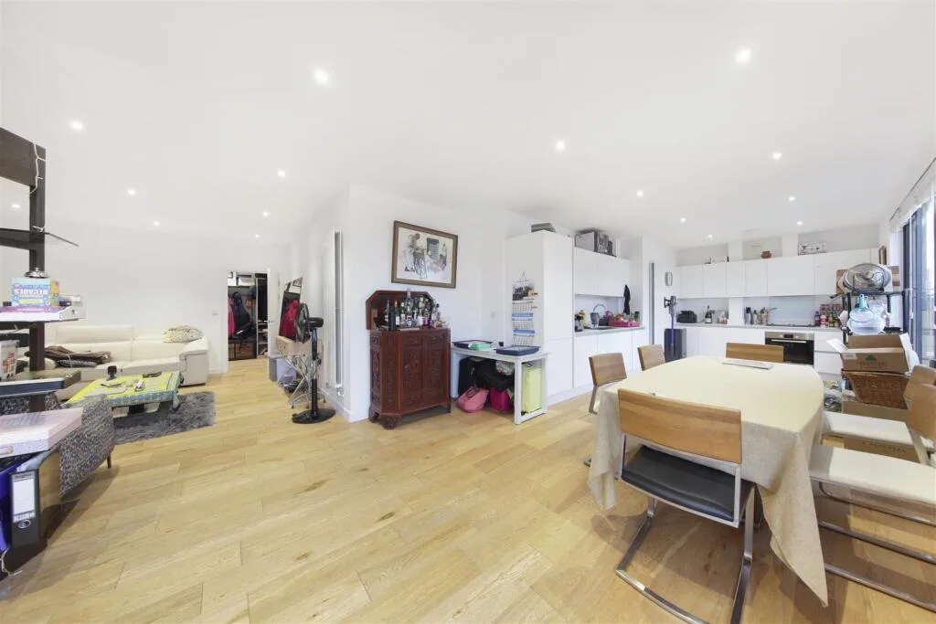 3 bedroom penthouse for rent