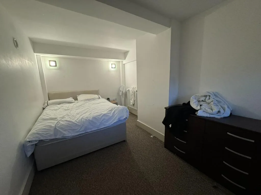 2 bedroom flat for rent