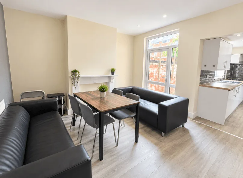 6 bedroom terraced house for rent