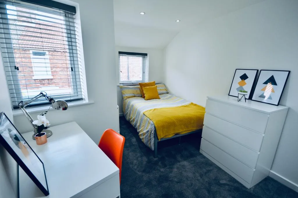 7 bedroom house for rent