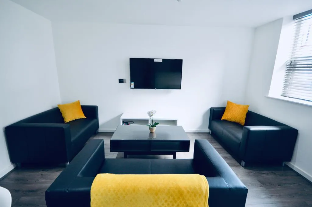 7 bedroom house for rent