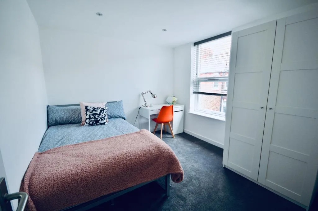 7 bedroom house for rent