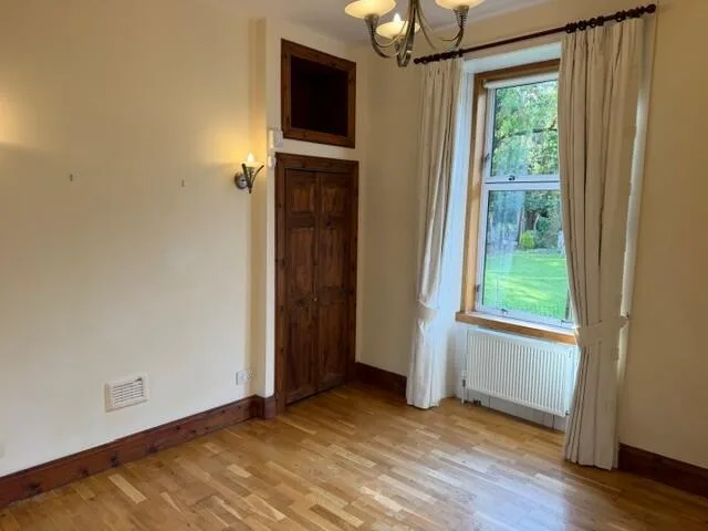2 bedroom ground floor flat for rent