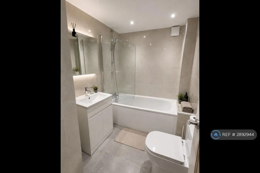 1 bedroom flat share for rent