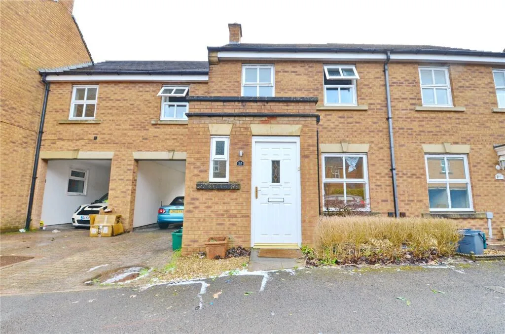 4 bedroom terraced house for rent