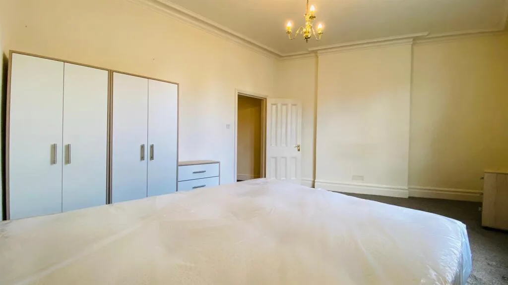 3 bedroom flat for rent