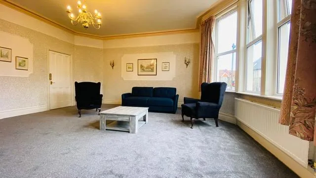 3 bedroom flat for rent