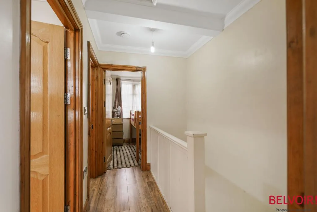 3 bedroom semi-detached house for rent