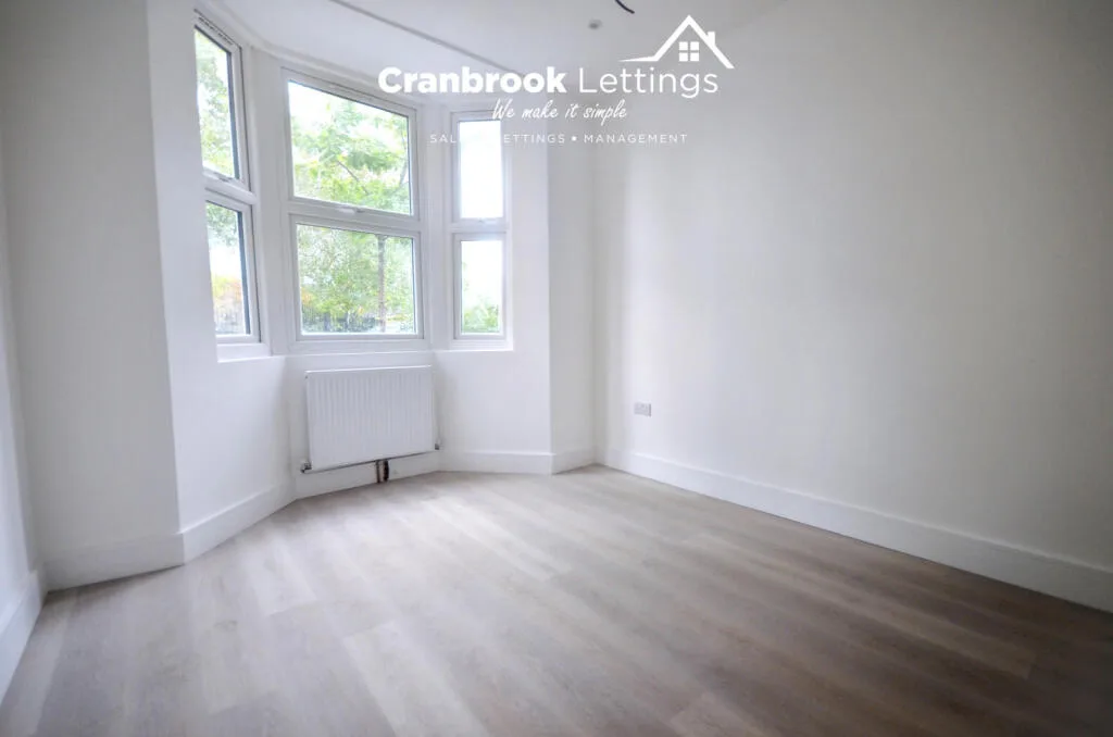 5 bedroom terraced house for rent