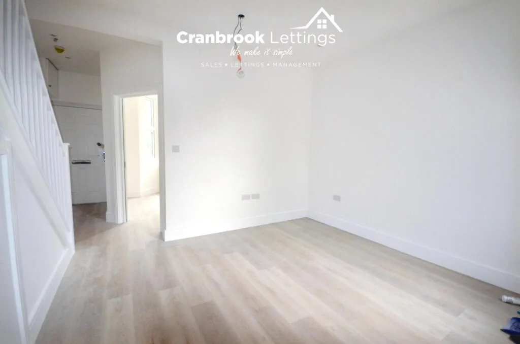 5 bedroom terraced house for rent