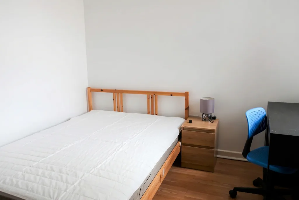 6 bedroom house for rent