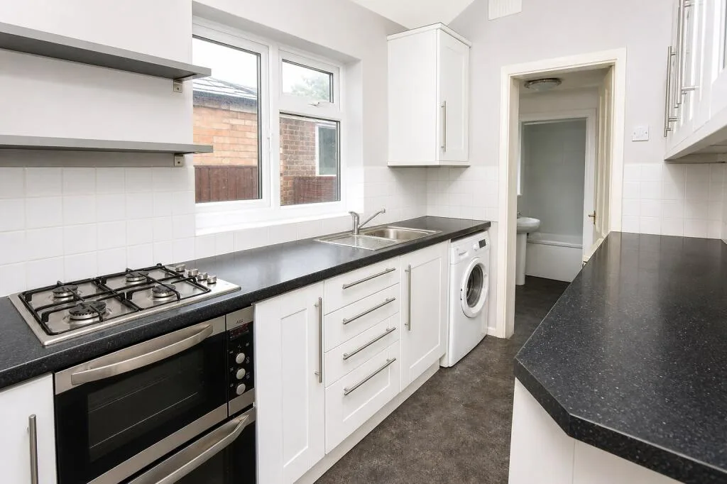4 bedroom terraced house for rent