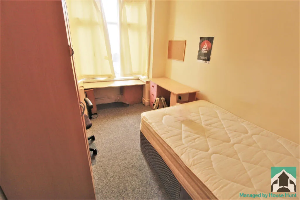 5 bedroom house for rent