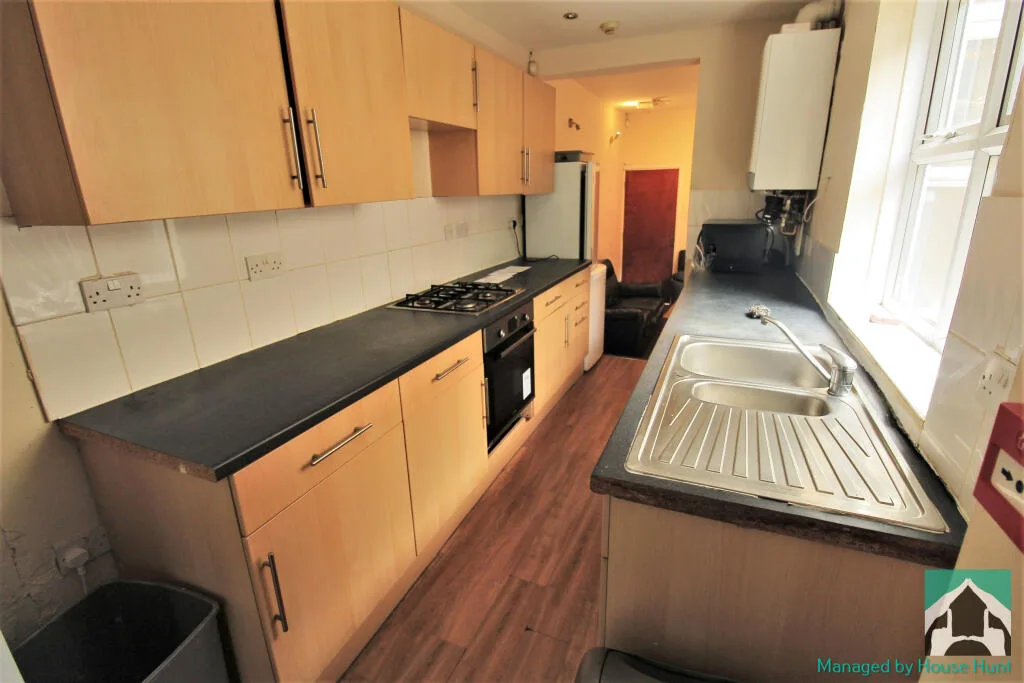 5 bedroom house for rent