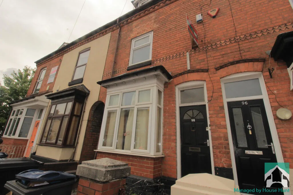 5 bedroom house for rent