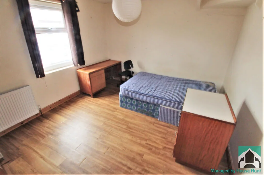 5 bedroom house for rent