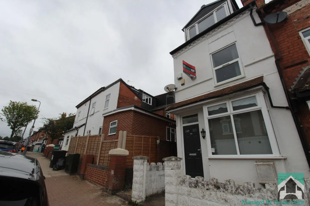 8 bedroom house for rent