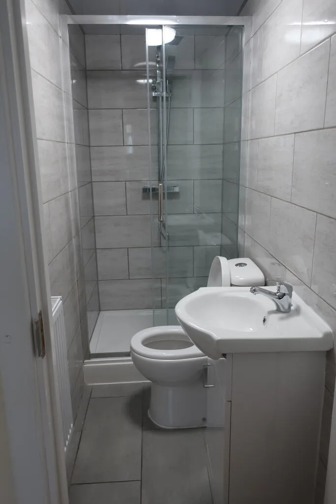 5 bedroom house for rent