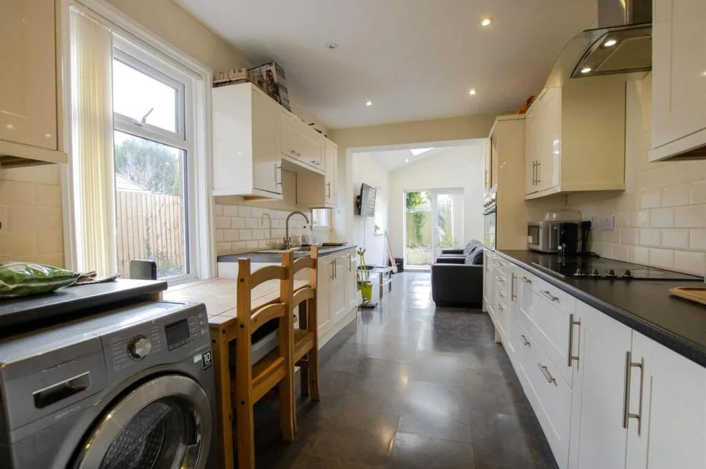 1 bedroom semi-detached house for rent